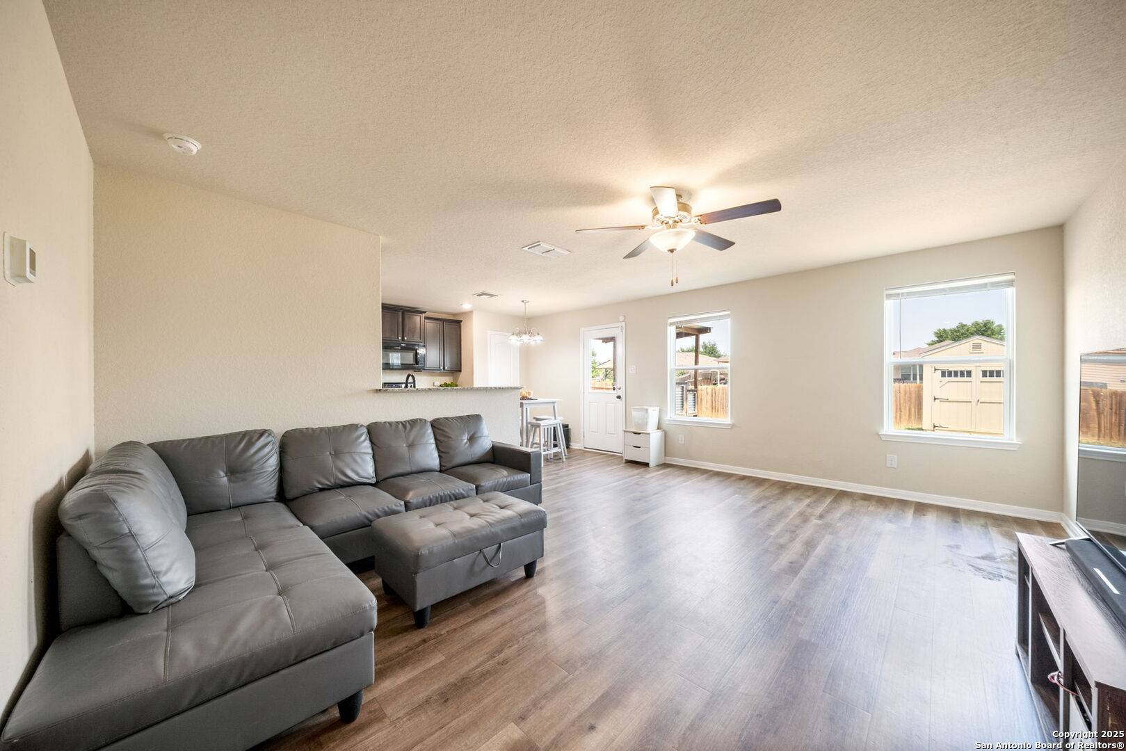 San Antonio, TX 78252,6516 Sabinal
