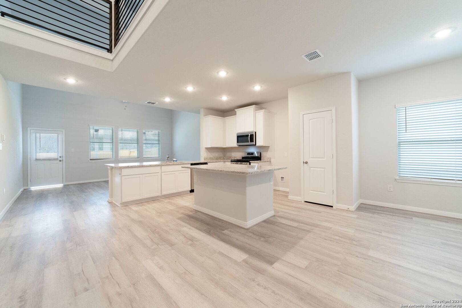 San Antonio, TX 78253,100 Jessica Knoll