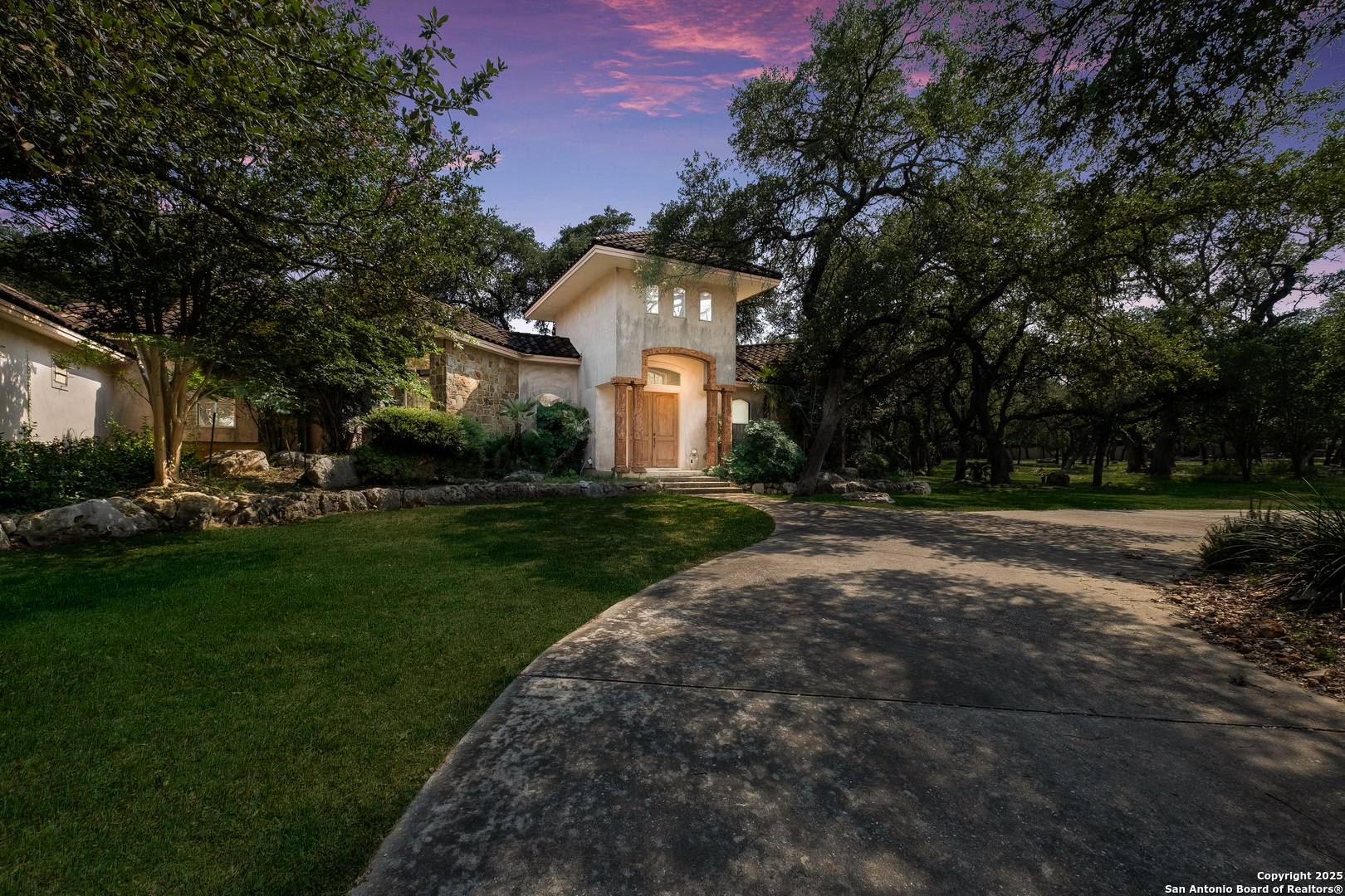 10402 Oak Forest Way, New Braunfels, TX 78132