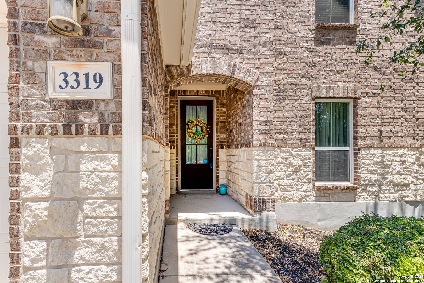 San Antonio, TX 78261,3319 Brooktree Ct
