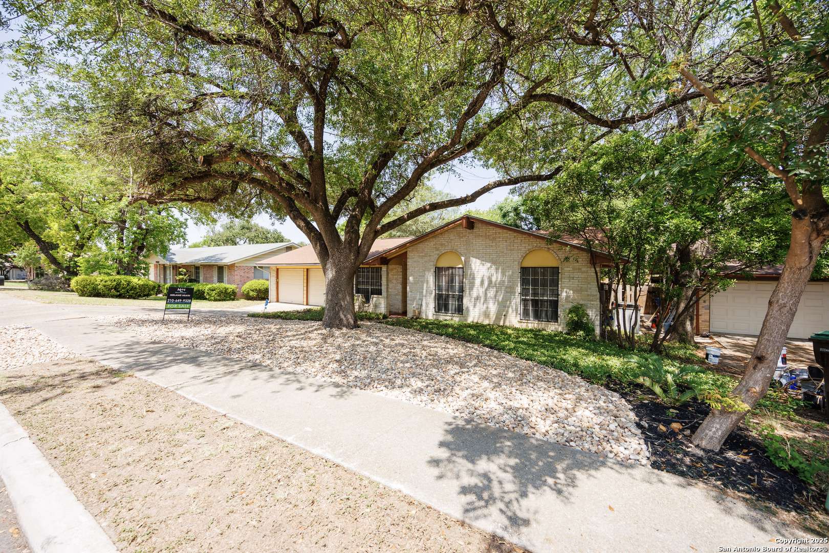 San Antonio, TX 78240,7035 Forest Meadow