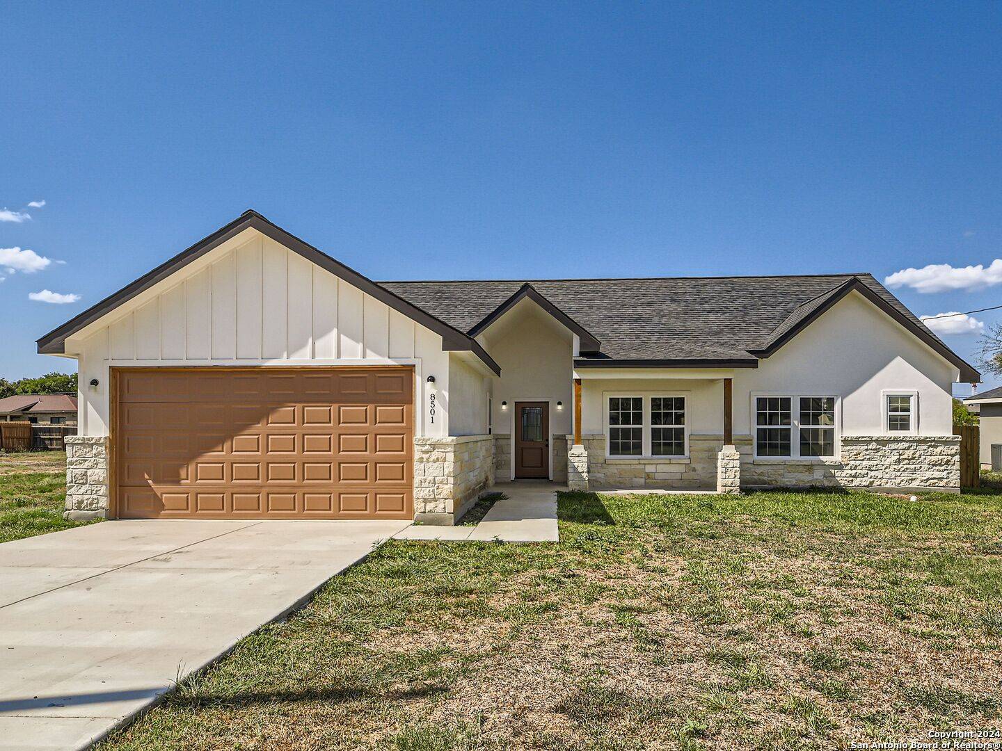 Selma, TX 78154,8501 UTOPIA BLVD