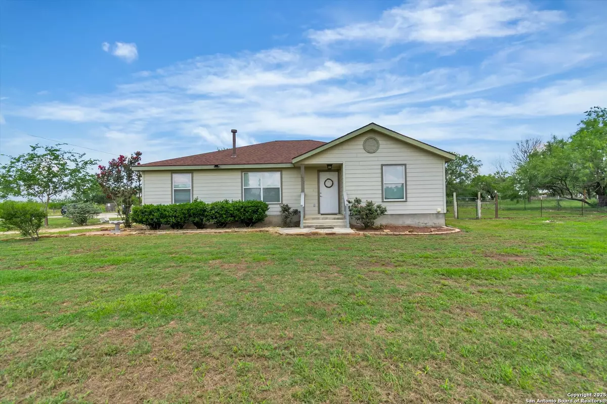Seguin, TX 78155,379 Muehl