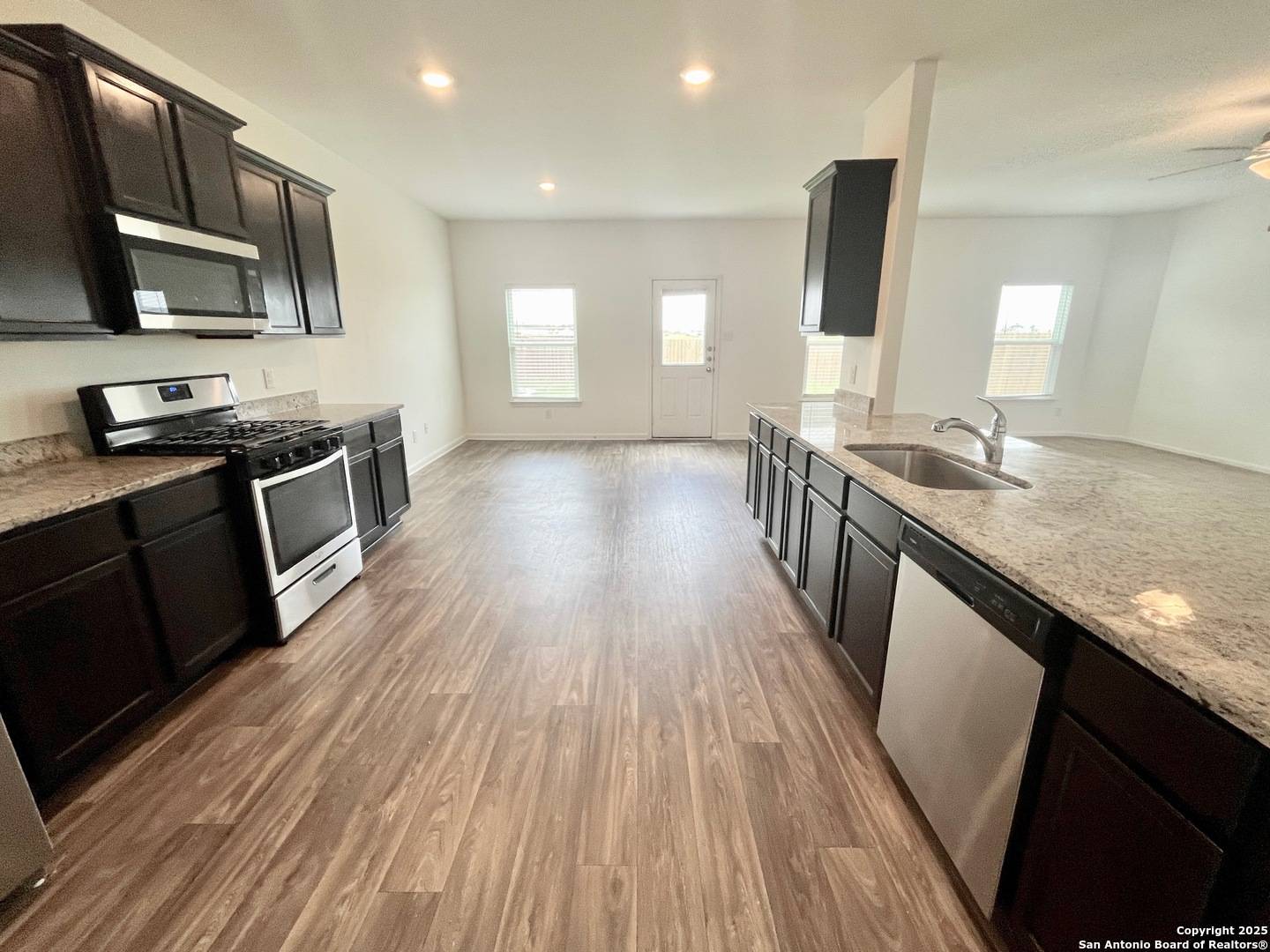 New Braunfels, TX 78132,3911 Trail De Paris