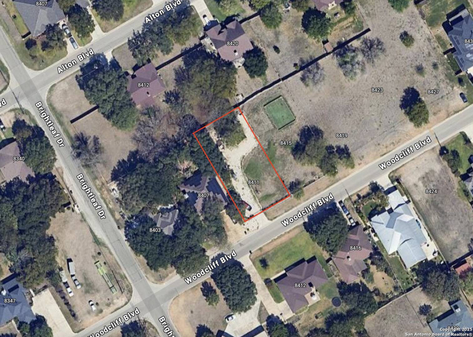 Selma, TX 78154,8411 Woodcliff