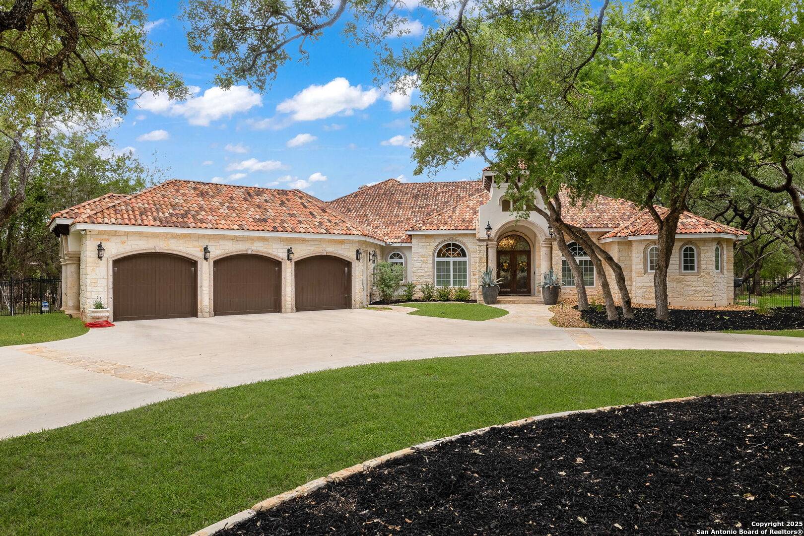 10211 Oak Forest, New Braunfels, TX 78132