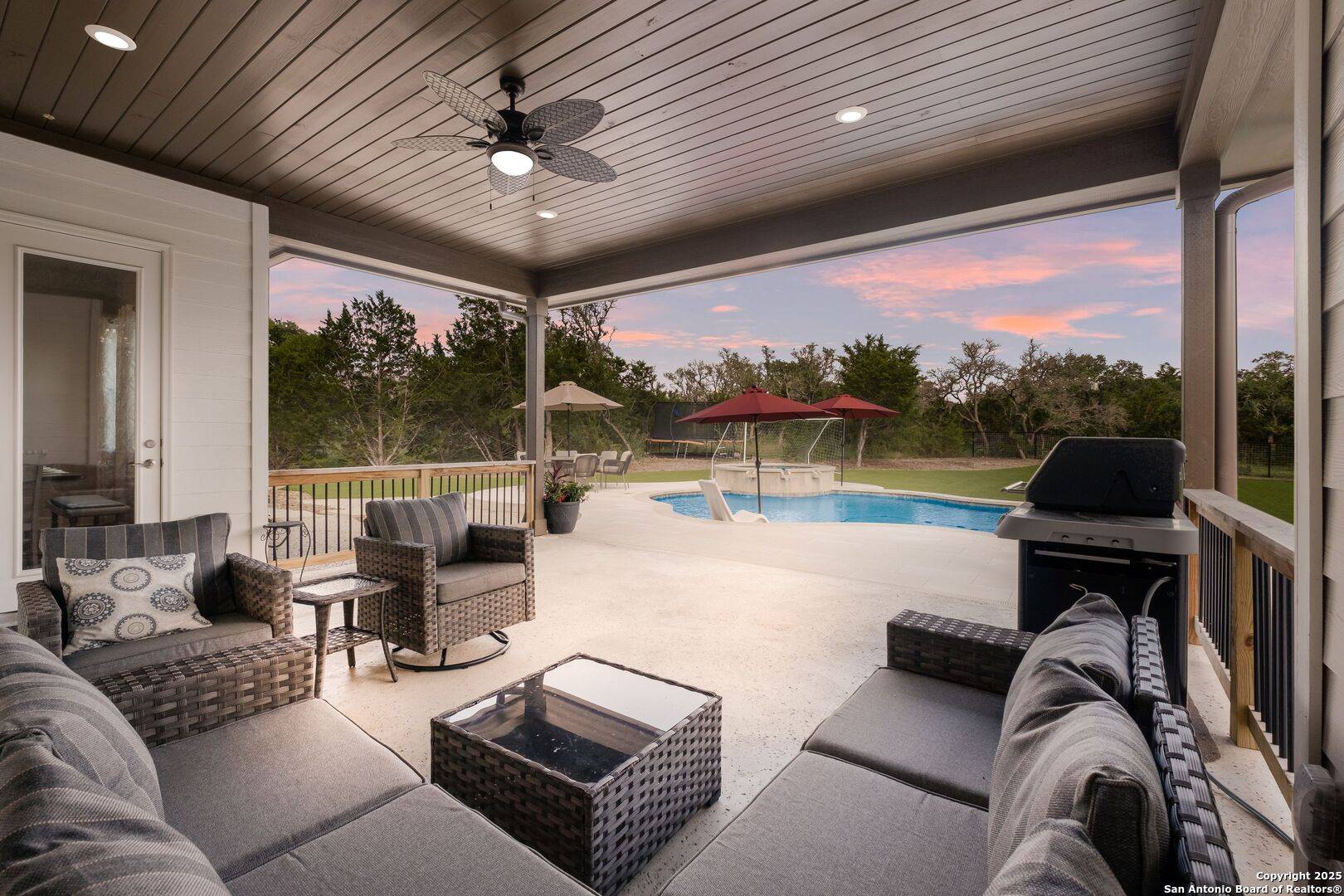 Boerne, TX 78006,215 Madrone