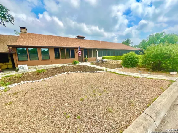 415 Fort Clark Rd UNIT 21, Brackettville, TX 78832