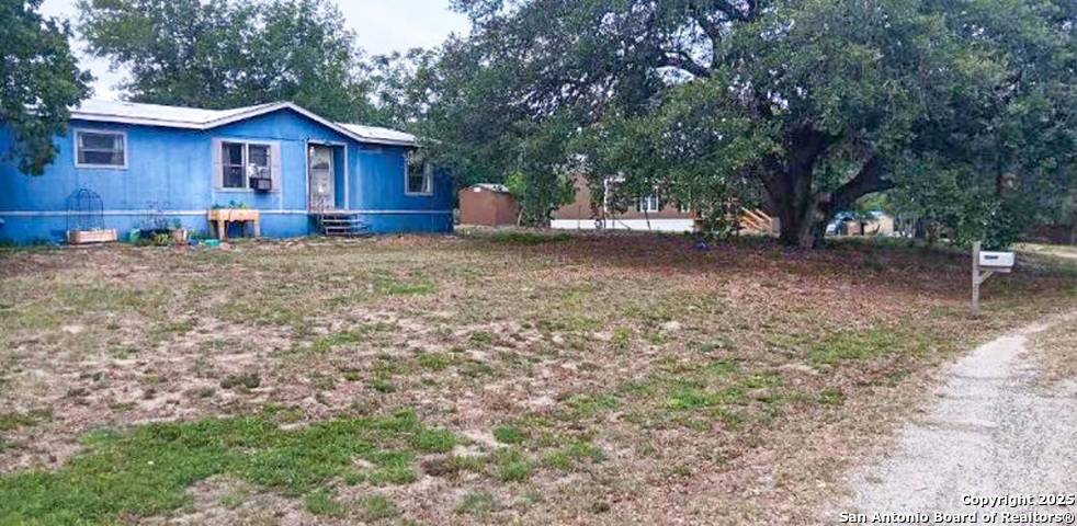 23227 Skila, Elmendorf, TX 78112