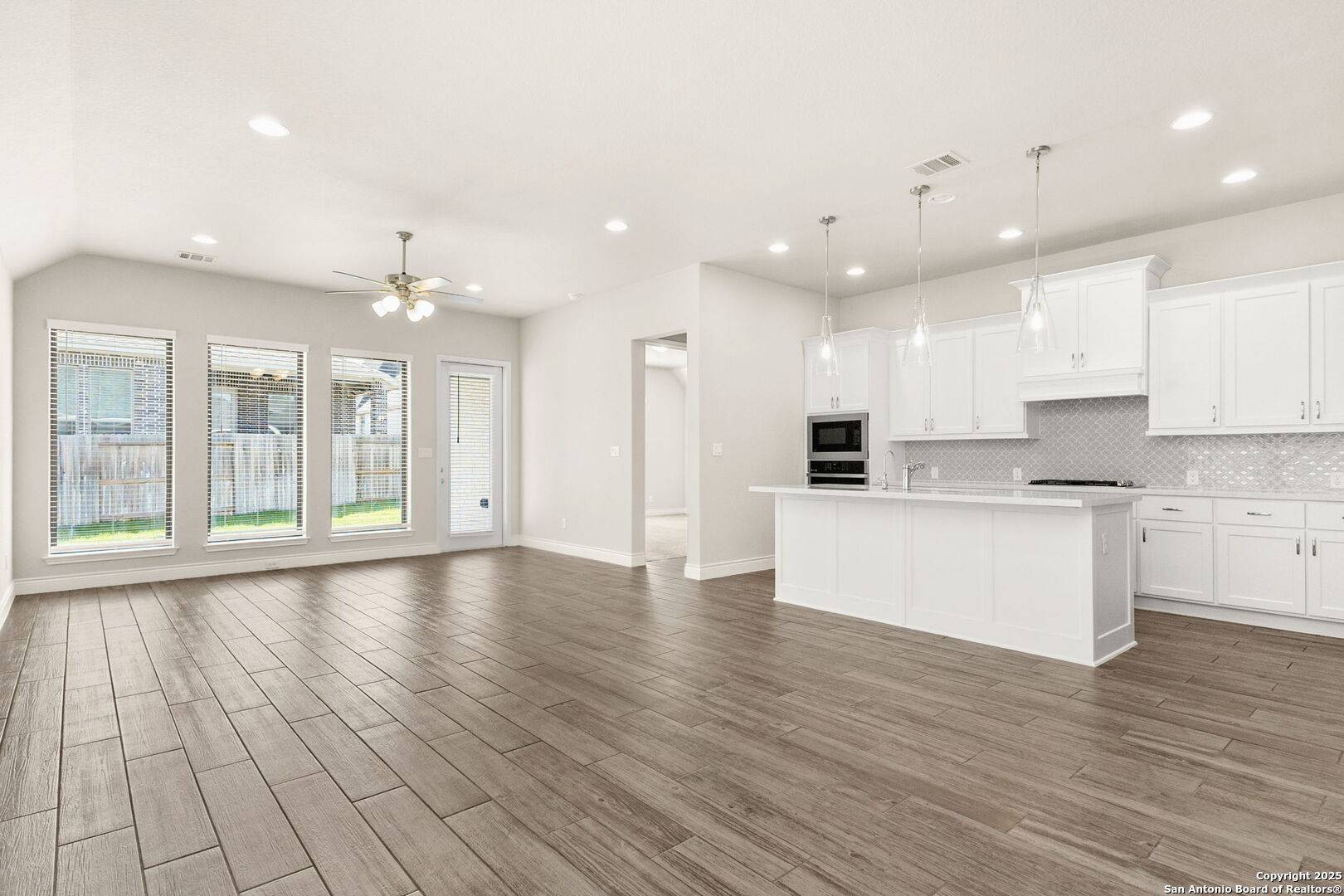 New Braunfels, TX 78132,636 Vireos