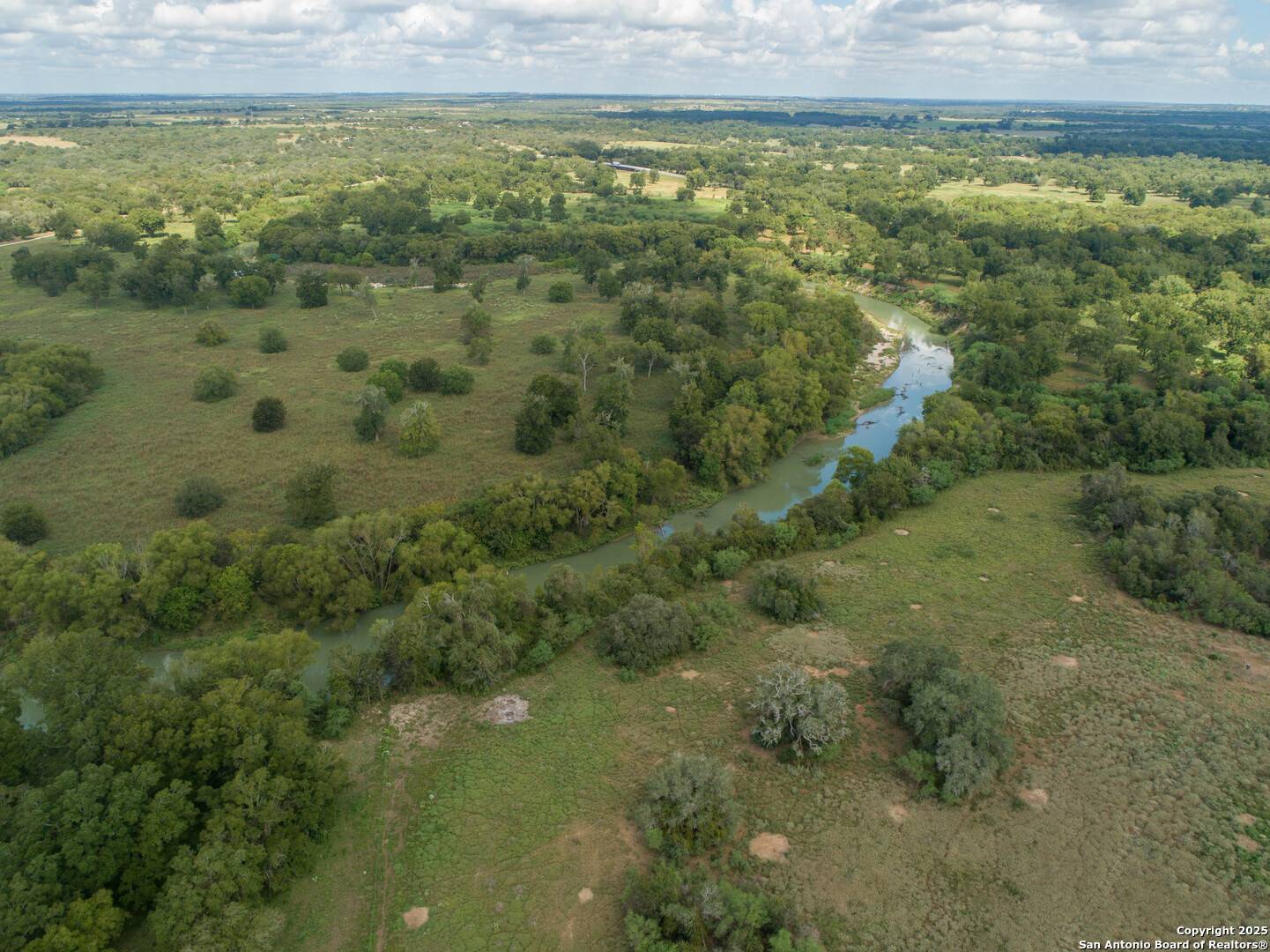 Cuero, TX 77954,000 FM 766