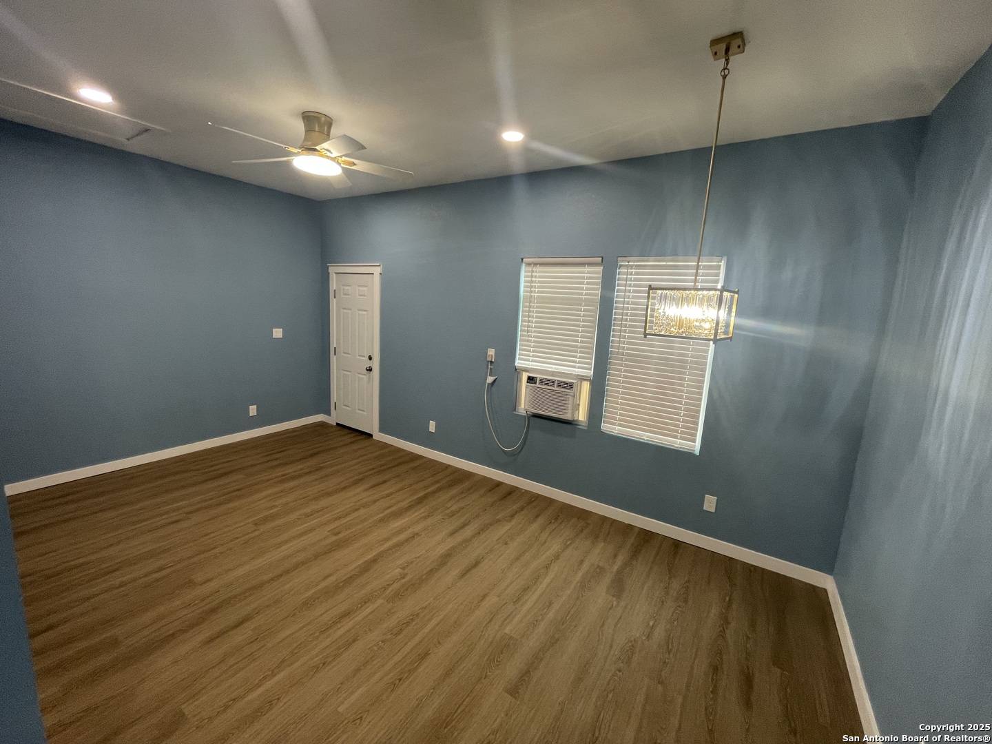 San Antonio, TX 78212,227 Jackson UNIT 201