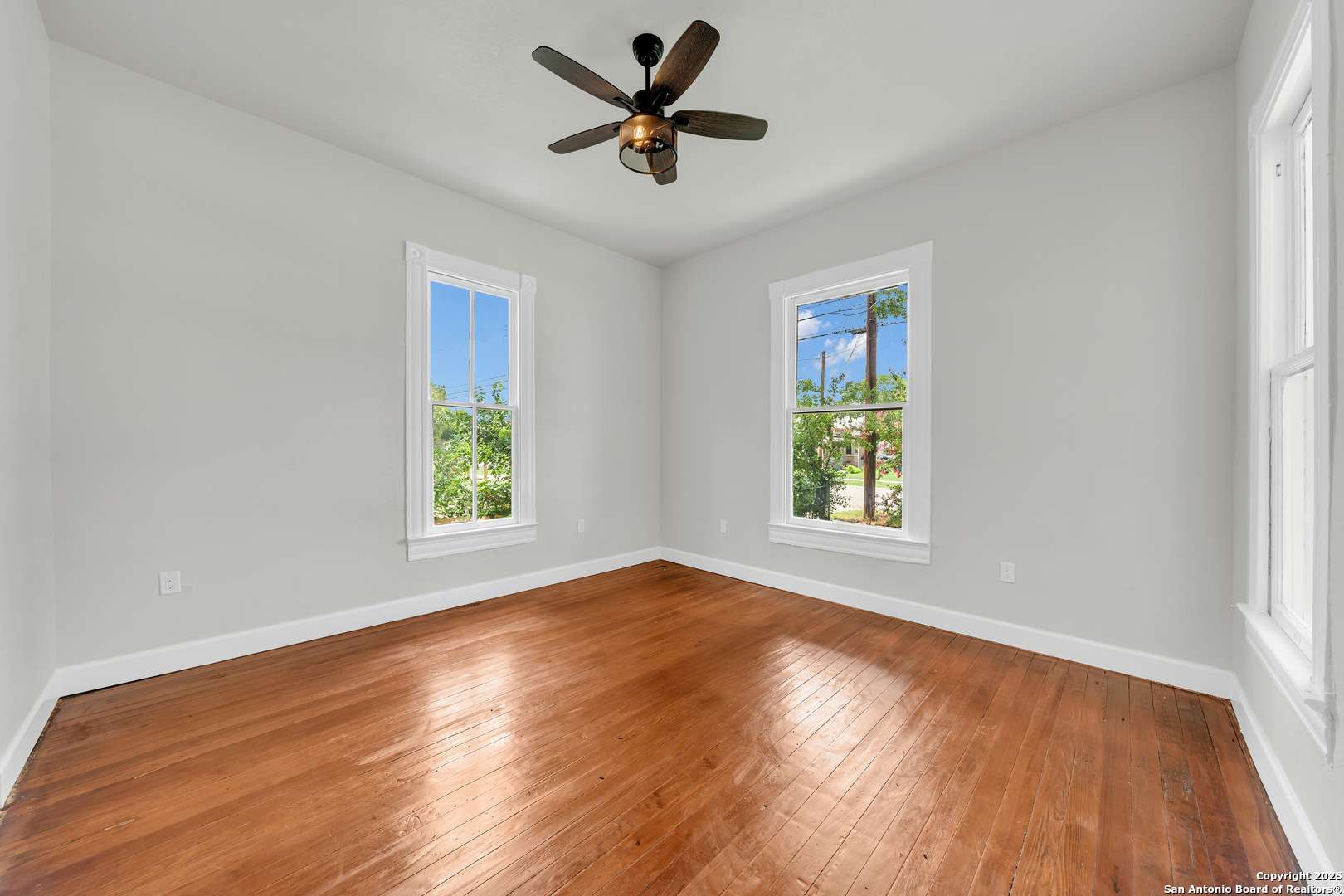 San Antonio, TX 78202,822 Lamar