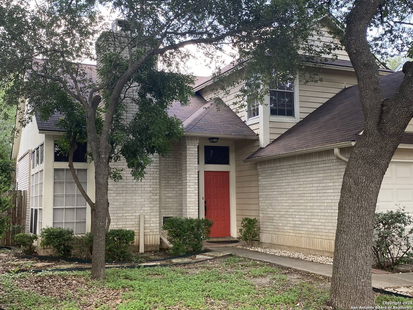 9318 Andersonville Ln, San Antonio, TX 78240