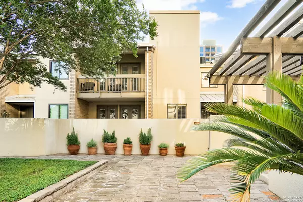 4001 New Braunfels UNIT 1624, San Antonio, TX 78209