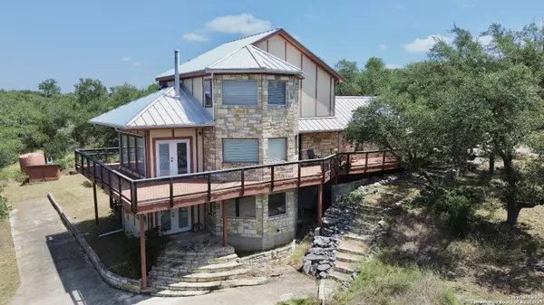 1795 falconwood, San Marcos, TX 78666