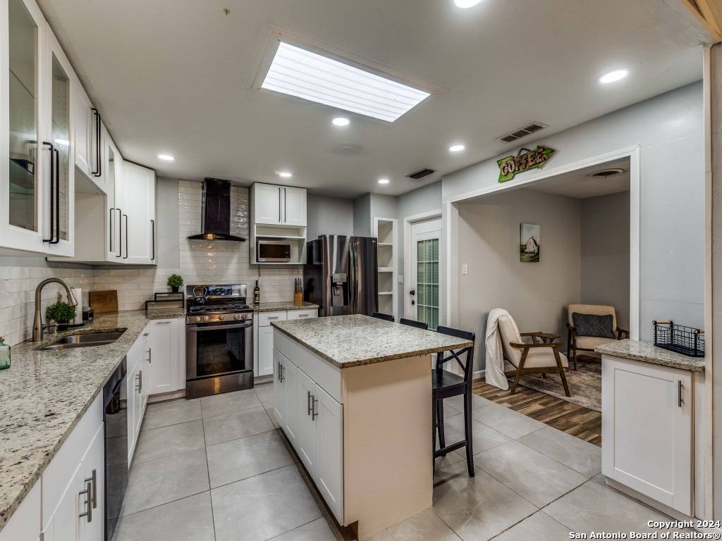 San Antonio, TX 78240,5610 staack