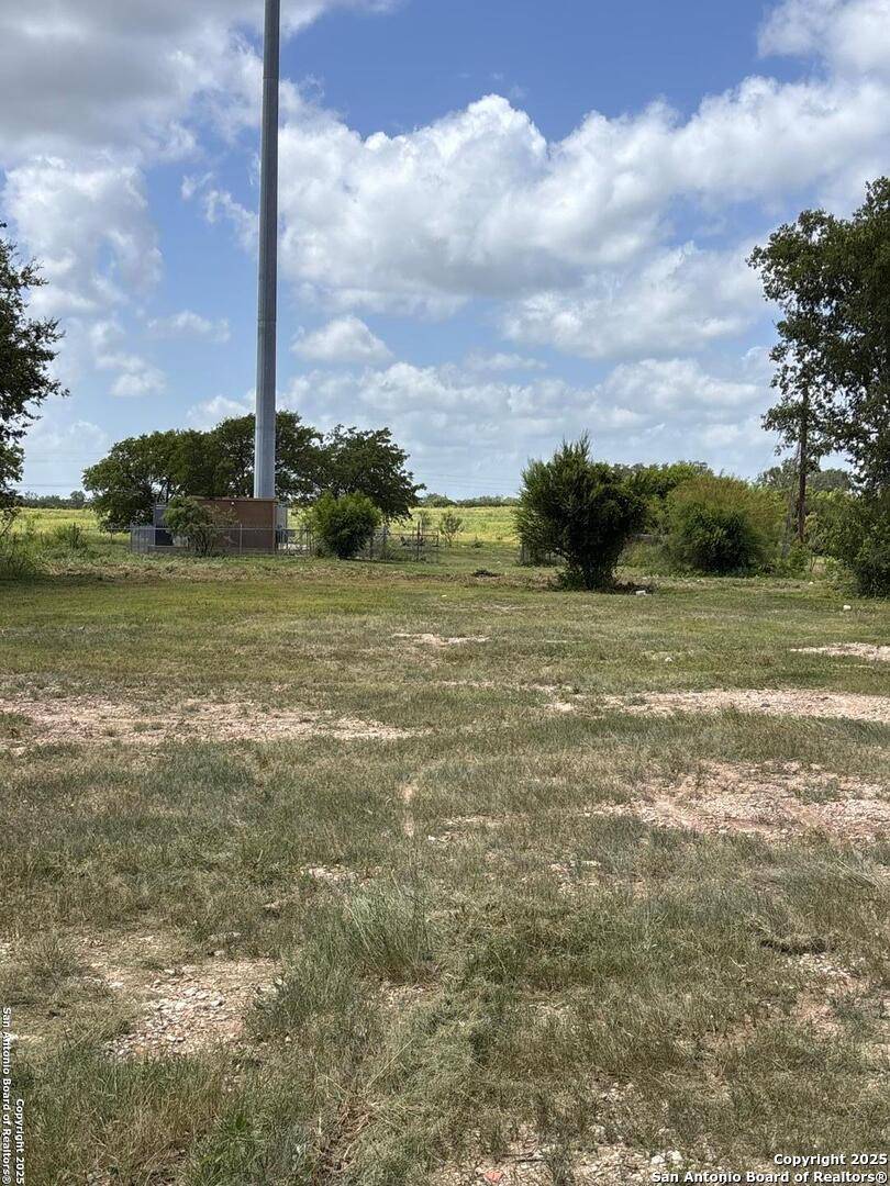 Hondo, TX 78861,2501 19th
