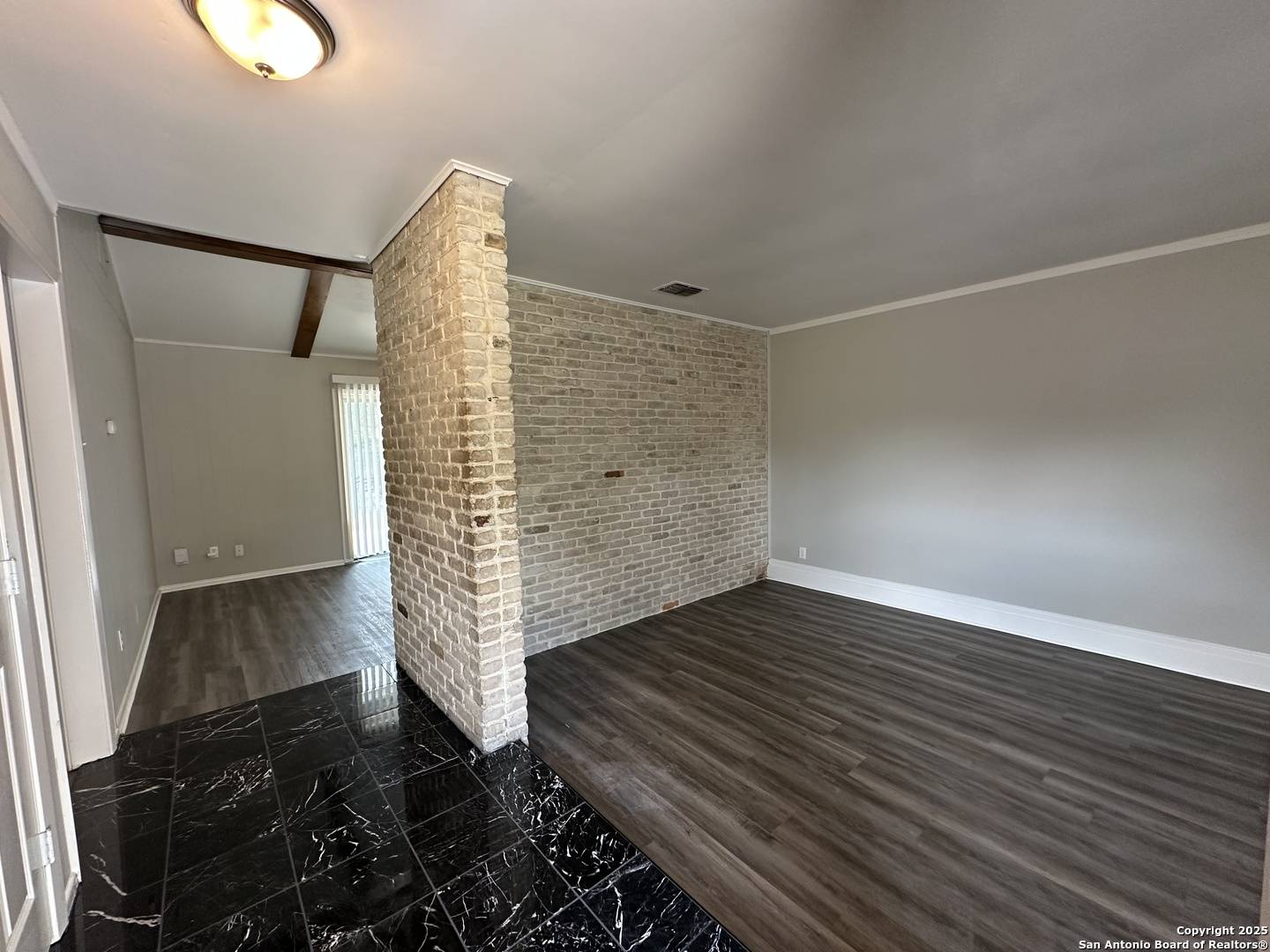 San Antonio, TX 78218,4114 Modena