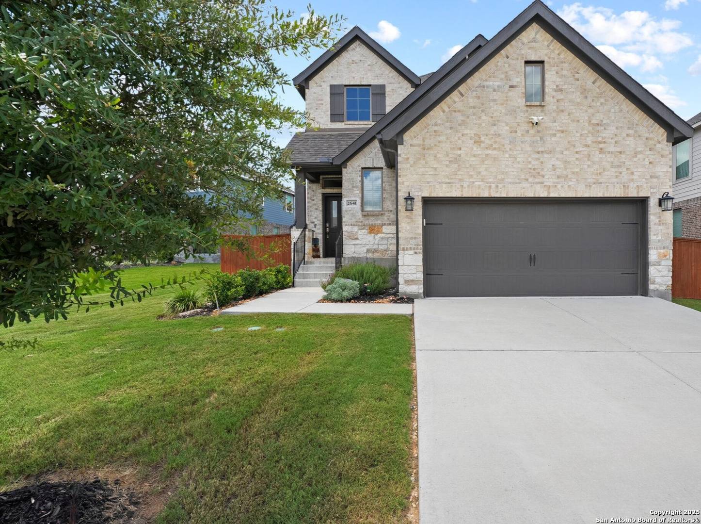 2641 White Willow, San Antonio, TX 78245