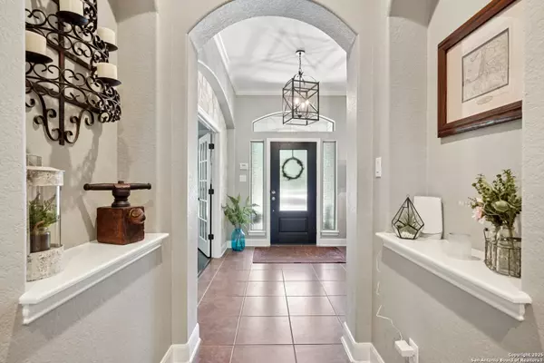 San Antonio, TX 78254,14702 Hill Pine Way