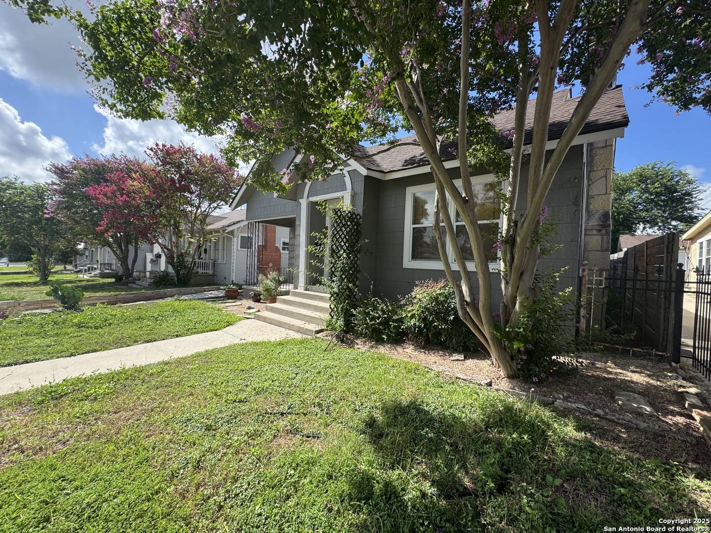 San Antonio, TX 78210,834 Bailey