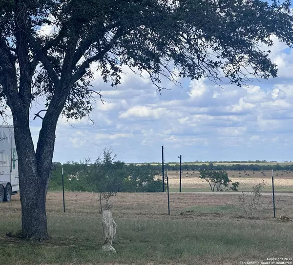 8268 Fm 1347, Stockdale, TX 78160