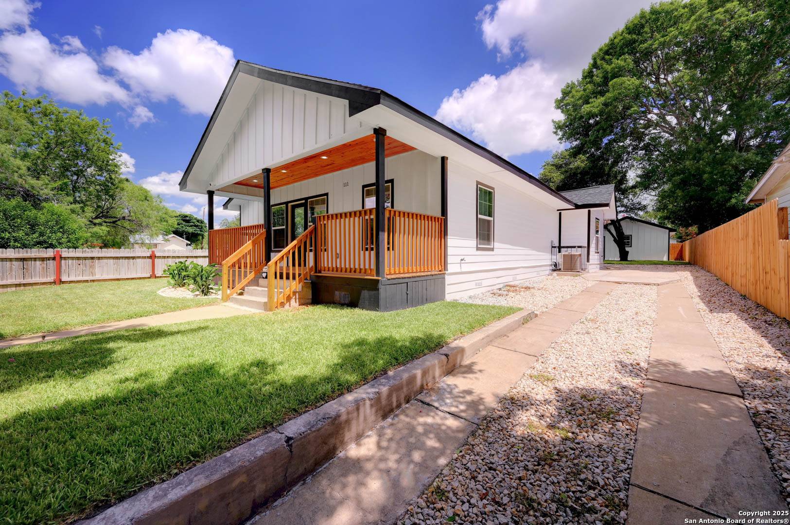 San Antonio, TX 78210,111 Bailey