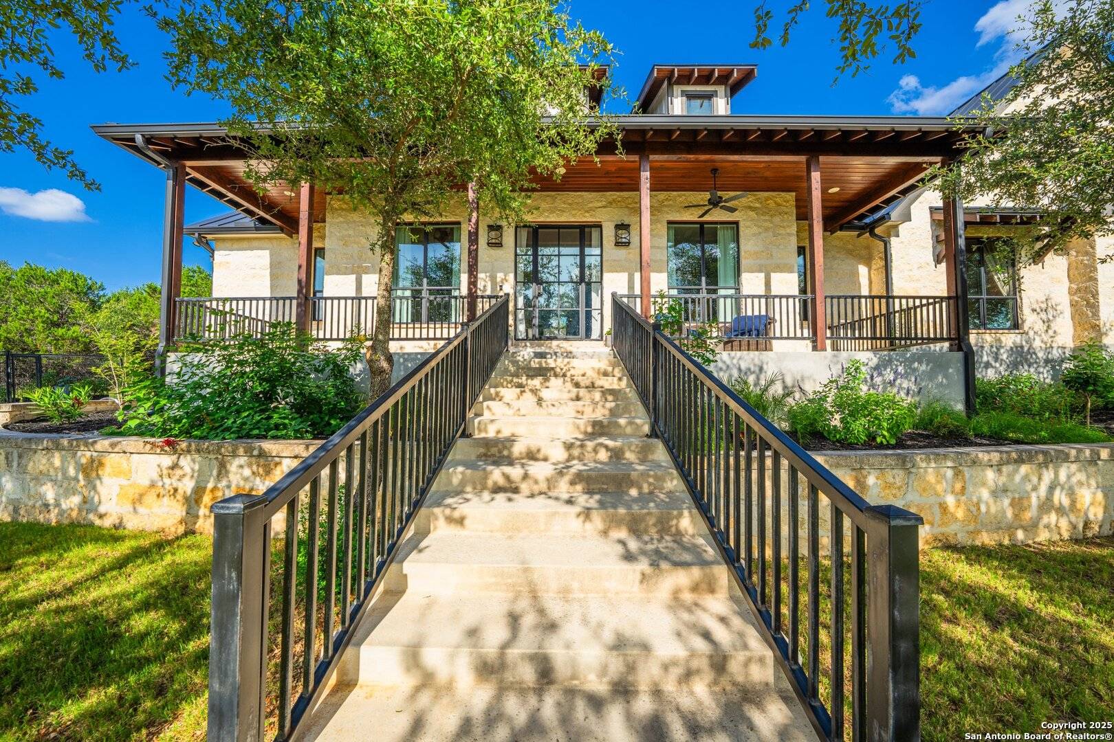 129 Sage Oaks Trail, Boerne, TX 78006