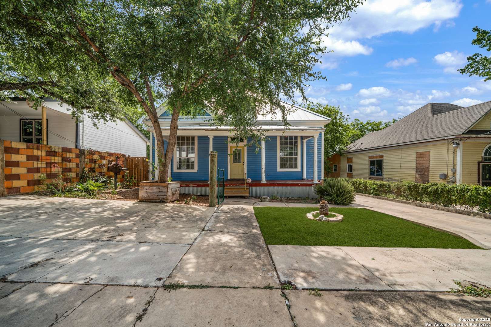 320 Piedmont, San Antonio, TX 78203