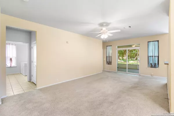 San Antonio, TX 78253,4739 Becker Vine