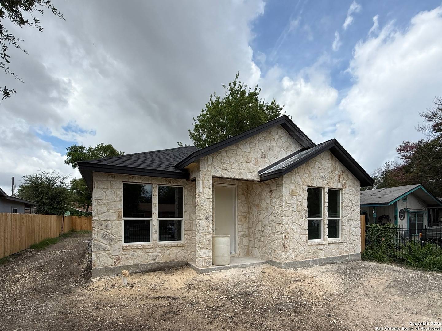 2412 Ceralvo St, San Antonio, TX 78237