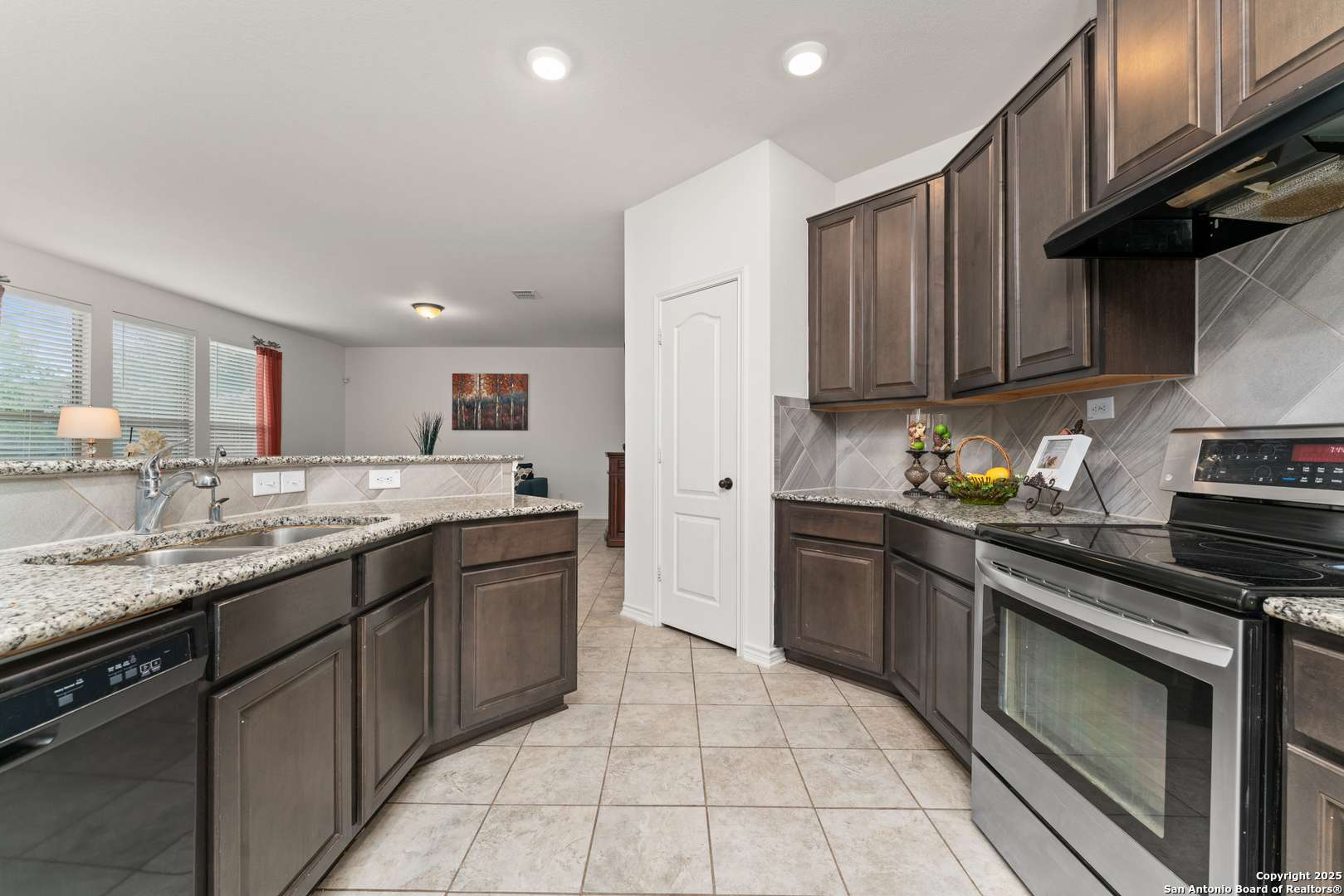 San Antonio, TX 78245,1426 Hawk Ct