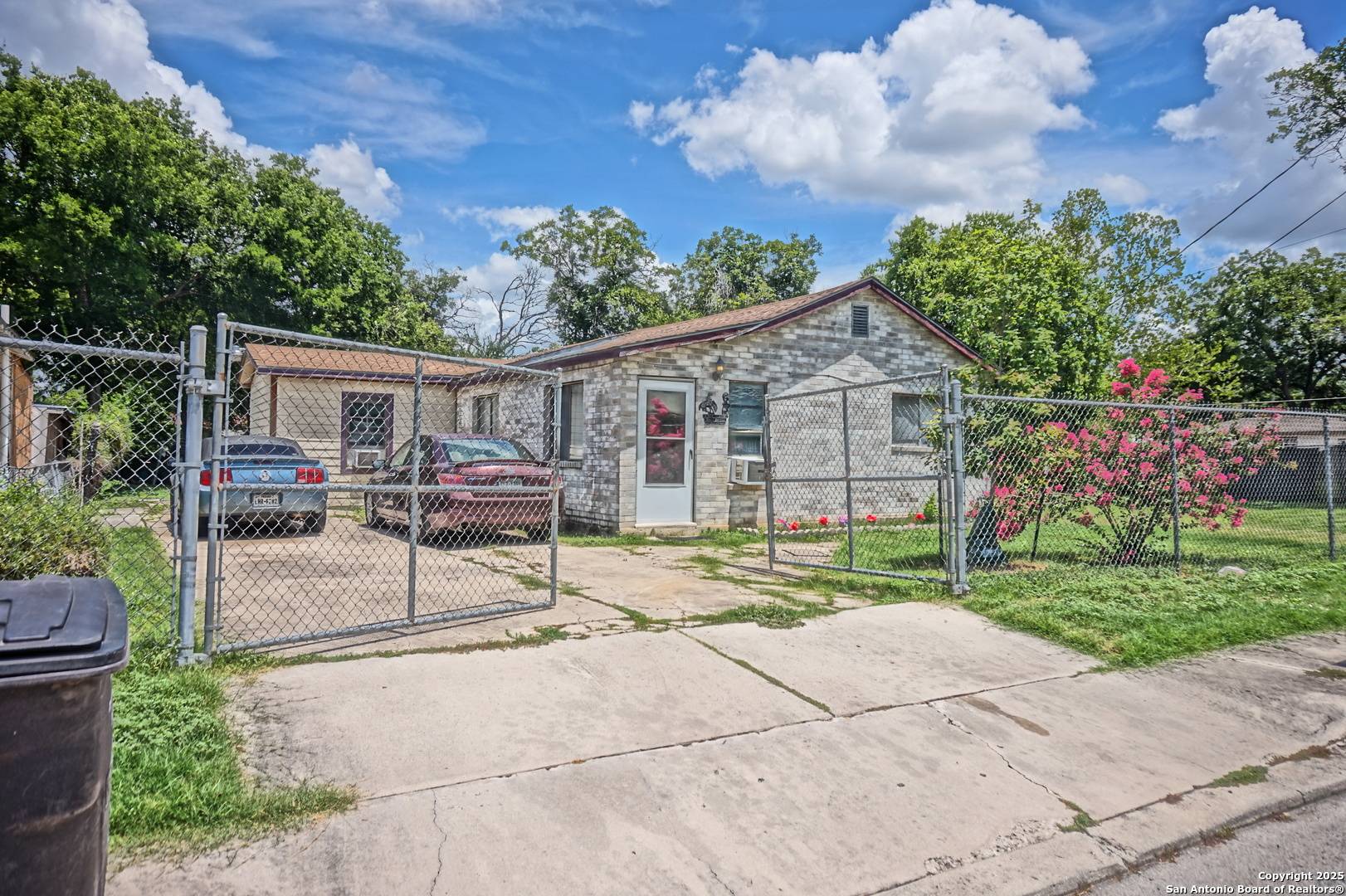 San Antonio, TX 78237,614 San Gabriel