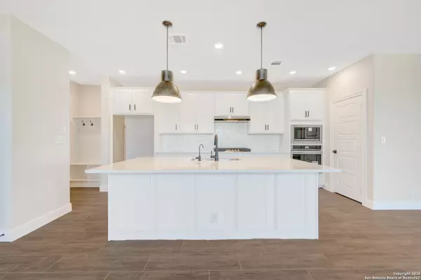 Schertz, TX 78154,8207 Wellstone