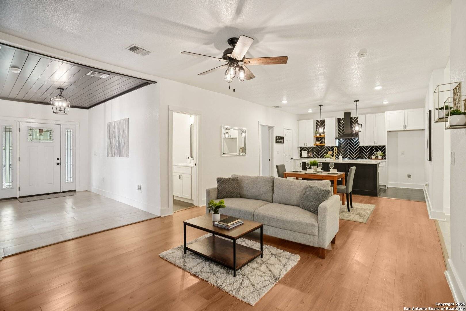 San Antonio, TX 78210,547 Rigsby
