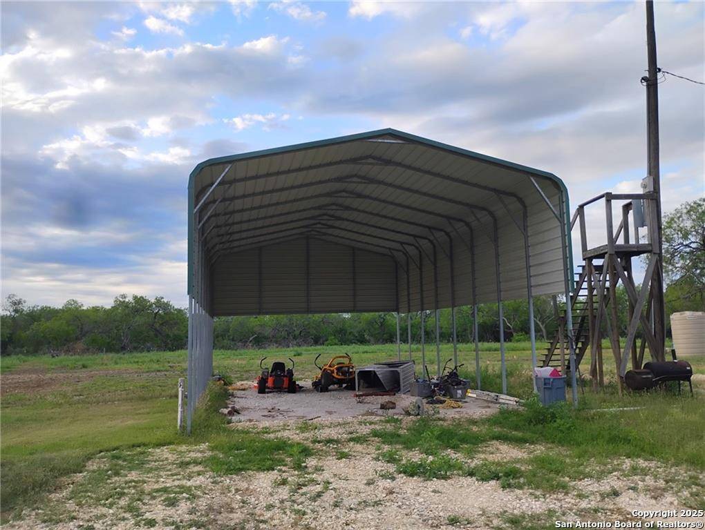 George West, TX 78022,111 Deer Run Cir