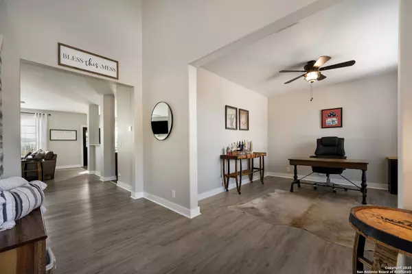 Live Oak, TX 78233,13710 Laramie Hill