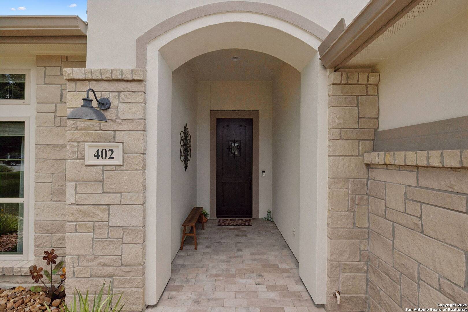 Boerne, TX 78006,402 Knoll Springs