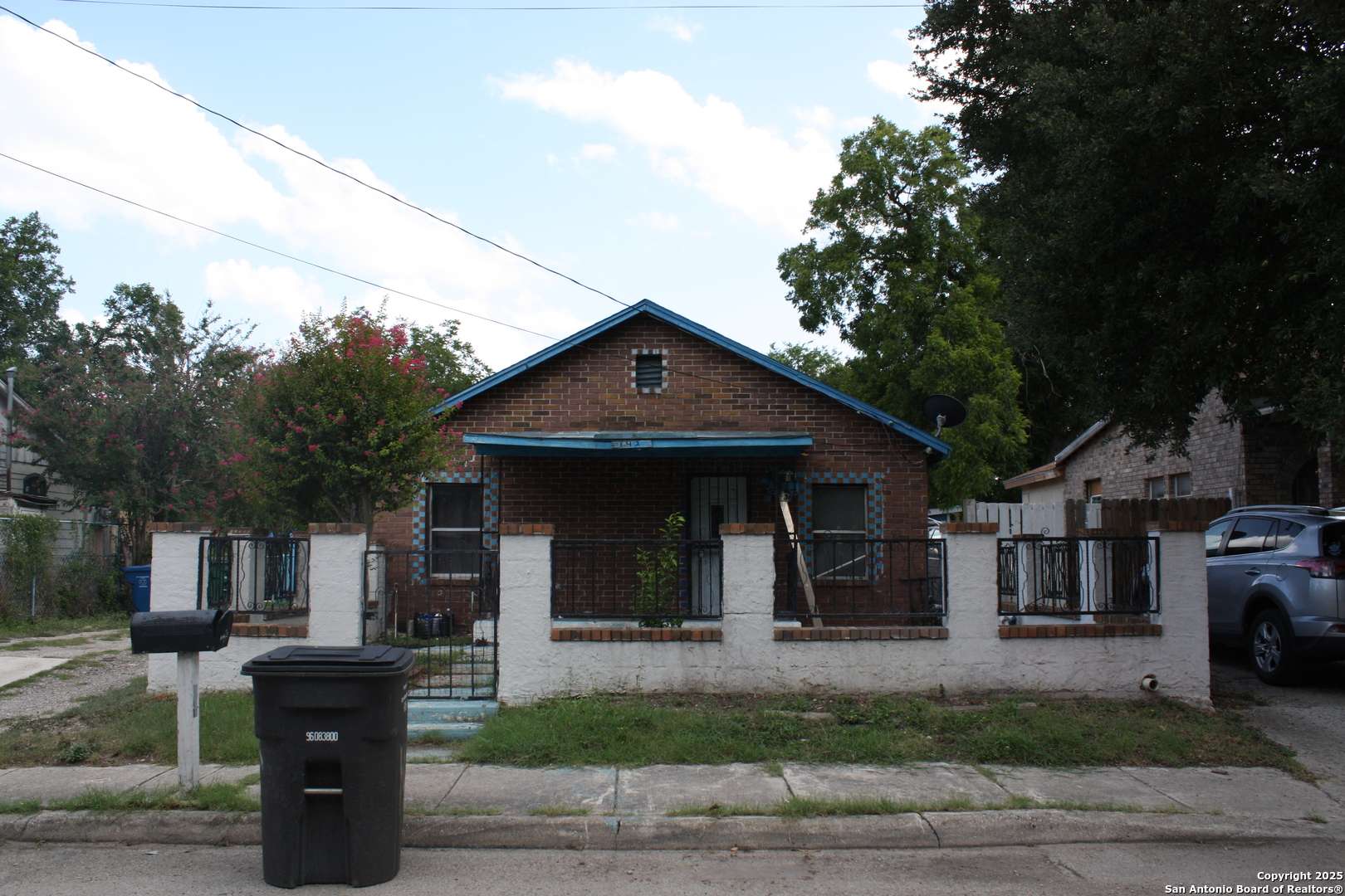142 surrey, San Antonio, TX 78225
