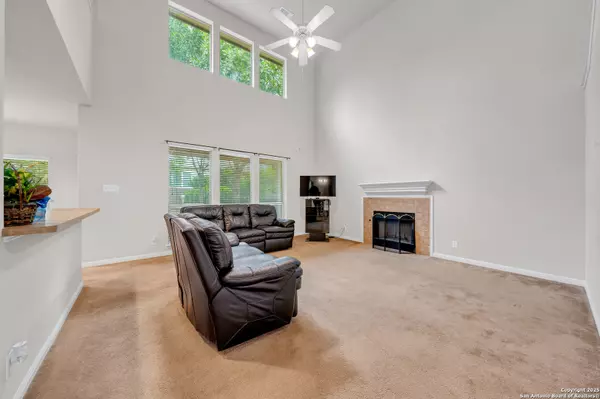 Helotes, TX 78023,9243 McCafferty