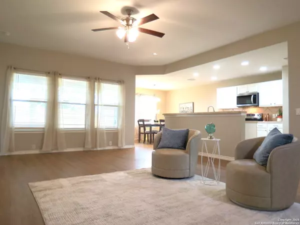 Schertz, TX 78154,567 Planters