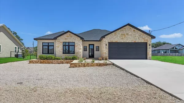 Blanco, TX 78606,120 Hiram Cook