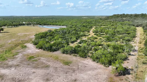 Falls City, TX 78113,32 AC Fm 791