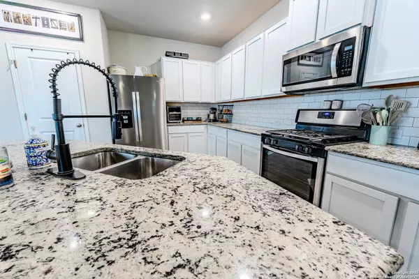 San Antonio, TX 78254,9910 Baytown Coast