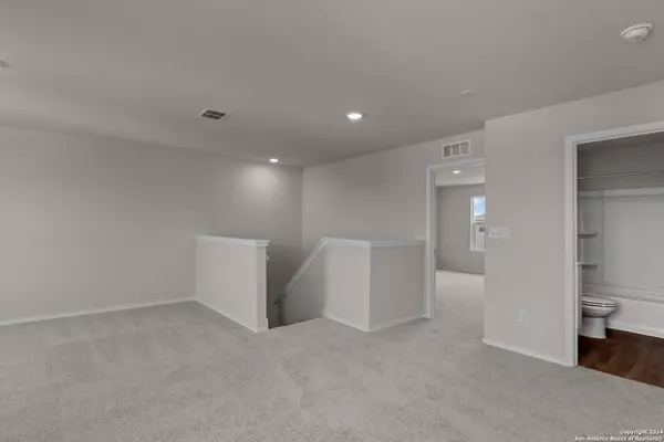 Marion, TX 78124,409 White Heron Way