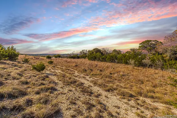 Spring Branch, TX 78070,126 Riddle