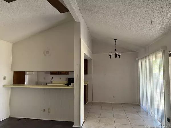 San Antonio, TX 78239,9314 Shining Star