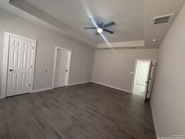 San Antonio, TX 78237,752 S San Manuel