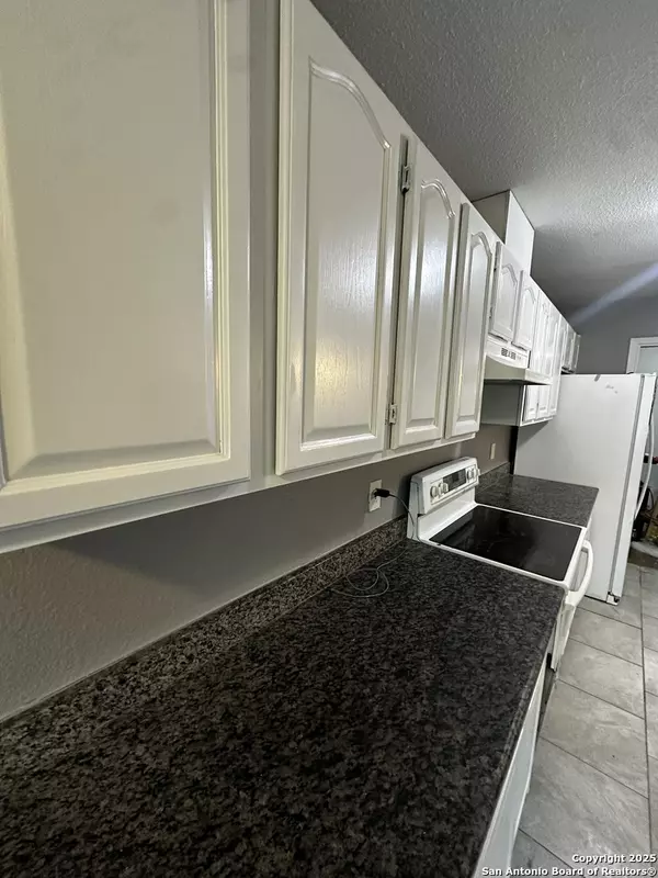 Leon Valley, TX 78238,5910 Rimkus